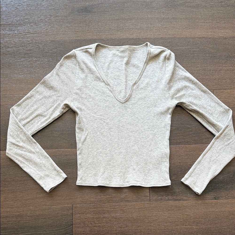 Gymshark Light Gray Long Sleeve Top